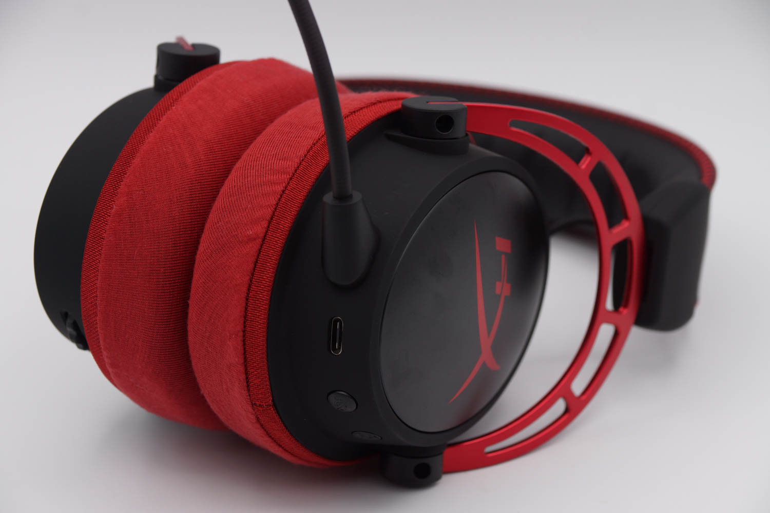 HyperX Cloud Alpha Wirelessのイヤーパッドへのmimimamoの対応
