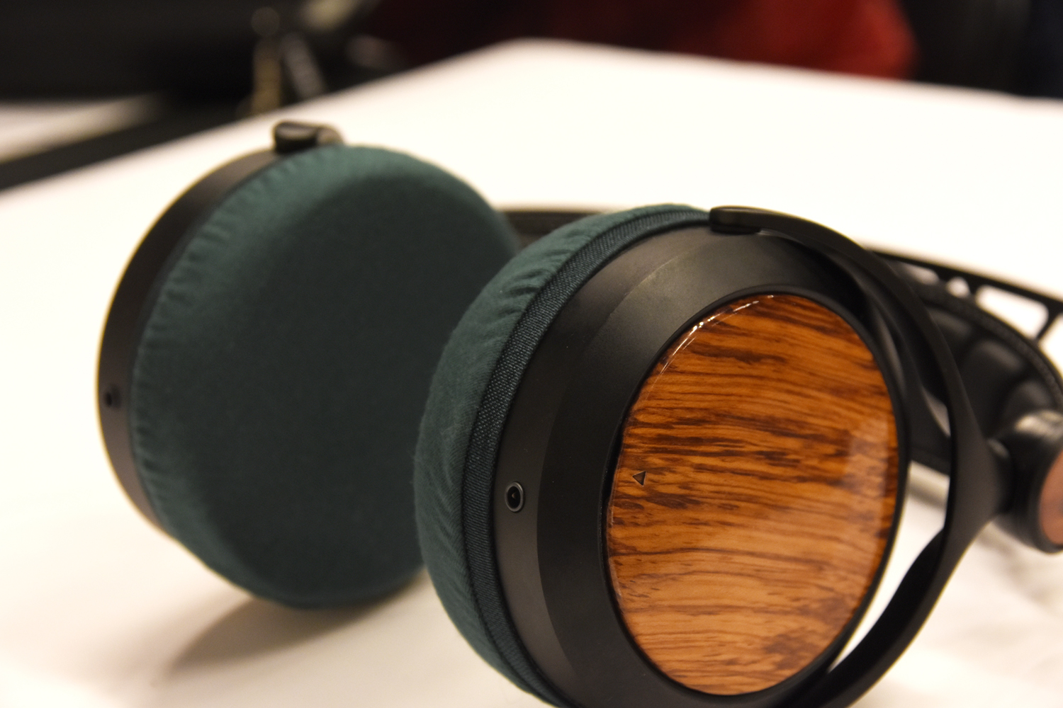 Monolith M560のイヤーパッドへのmimimamoの対応