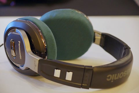 Panasonic RP-HT560のイヤーパッドへのmimimamoの対応