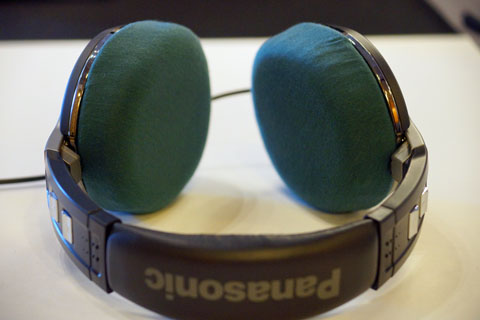 Panasonic RP-HT560のイヤーパッドへのmimimamoの対応