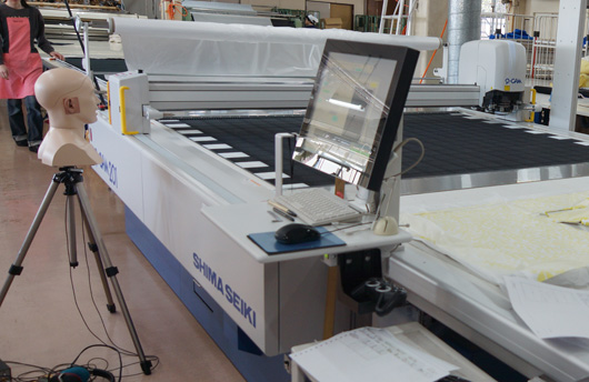 和興岩手裁断機２