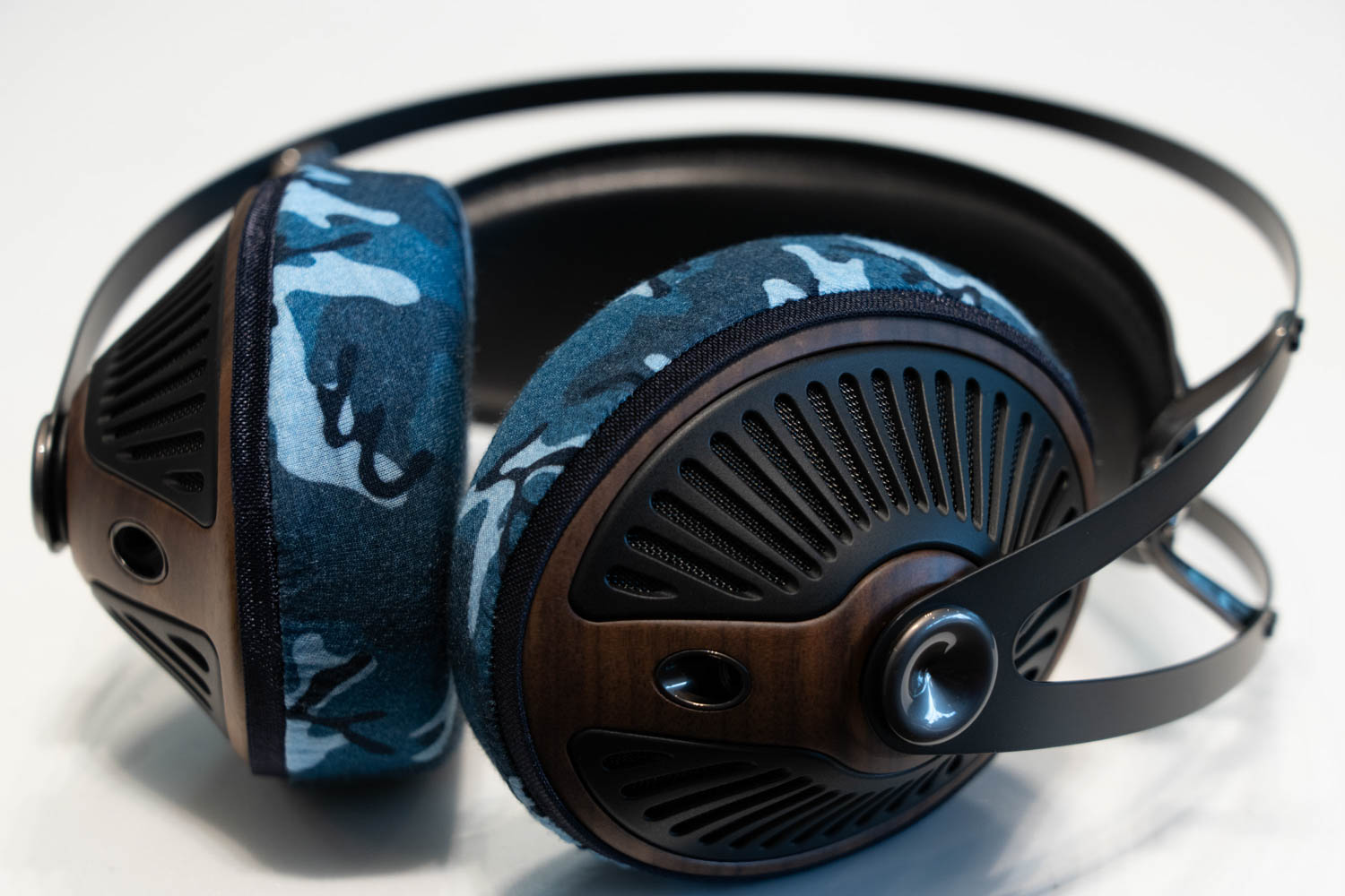 Meze Audio 105 SILVA의 이어패드에 대한 mimimamo의 대응