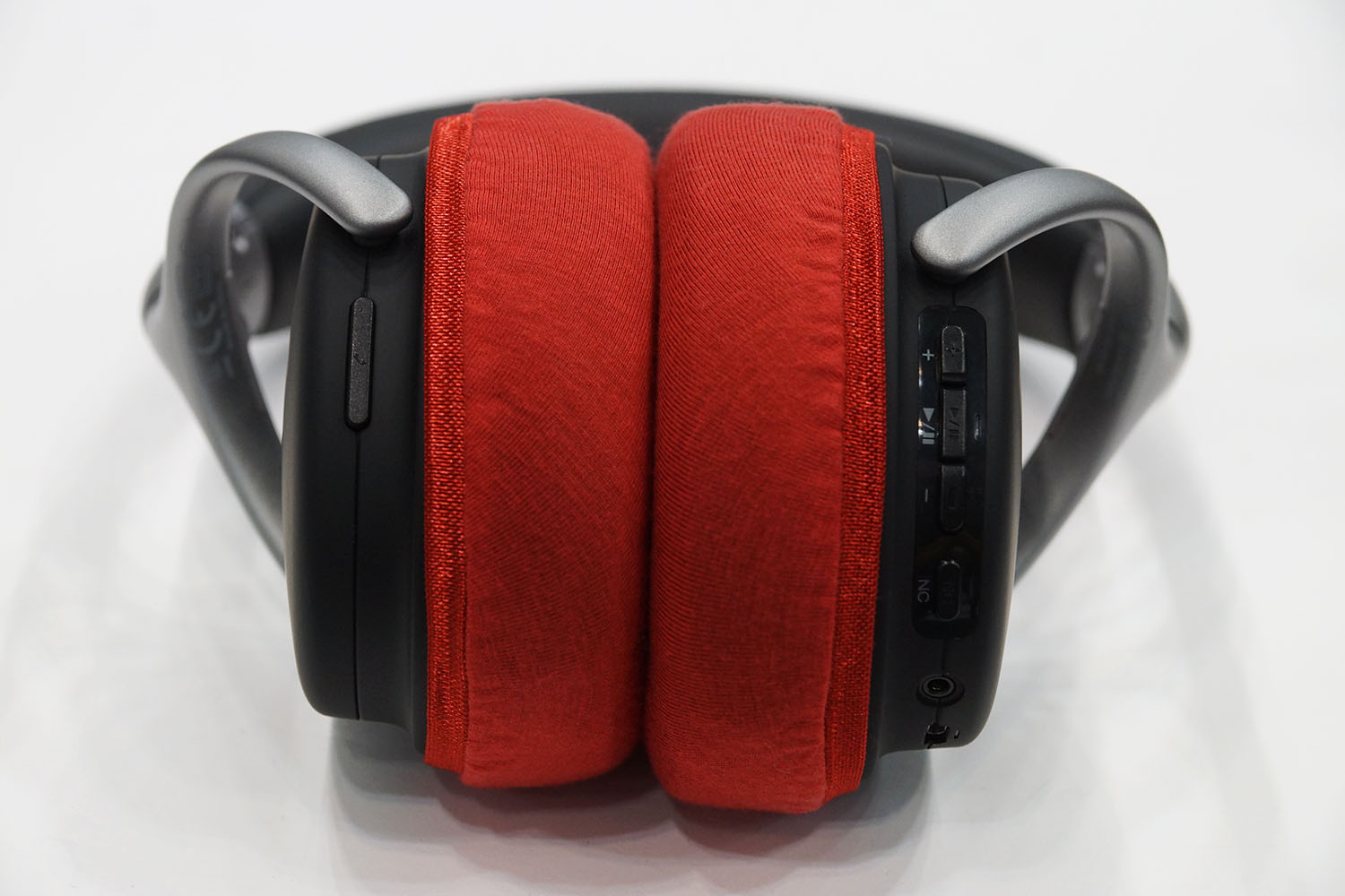 DENON AH-GC30의 이어패드에 대한 mimimamo의 대응