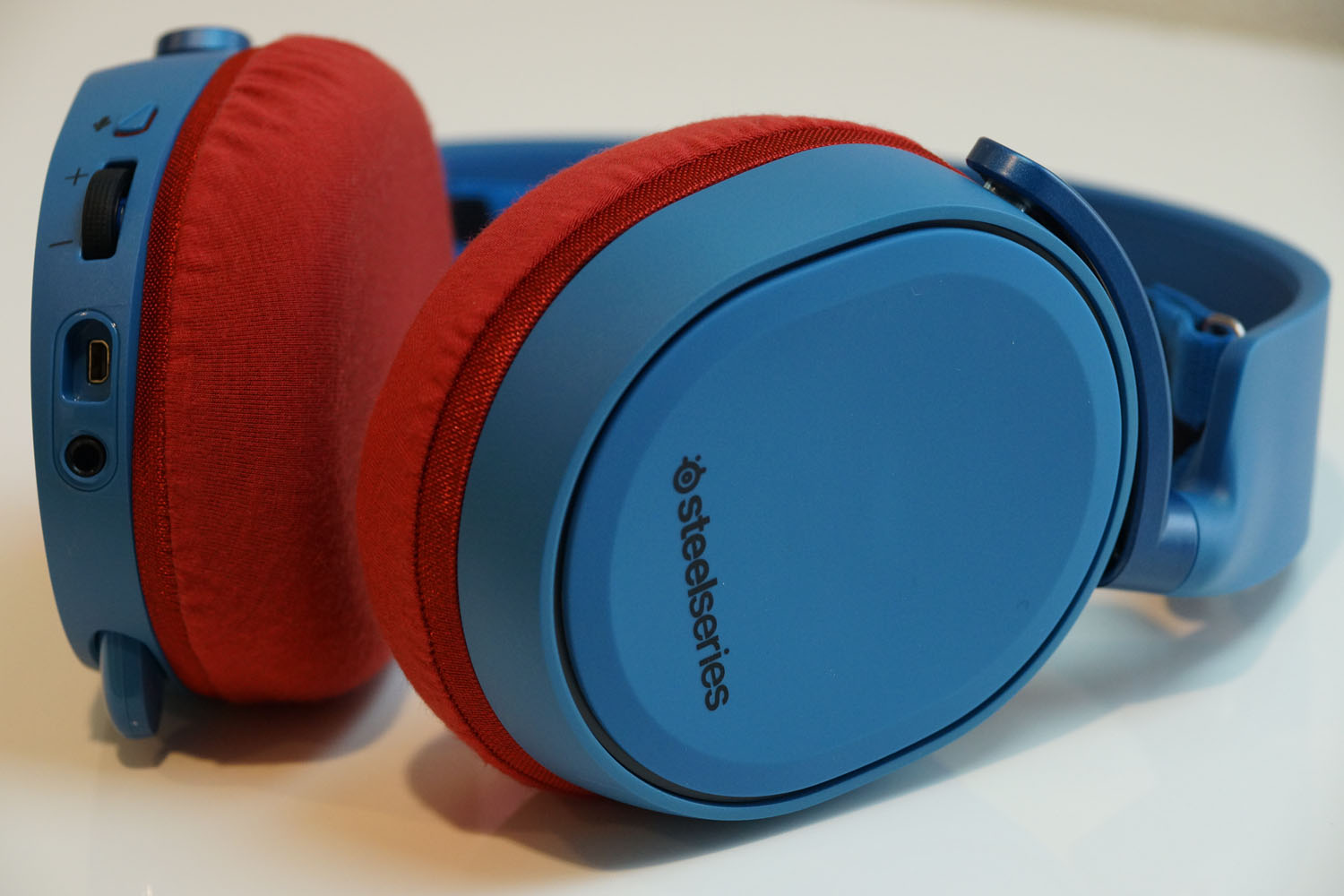 steelseries Arctis 3의 이어패드에 대한 mimimamo의 대응