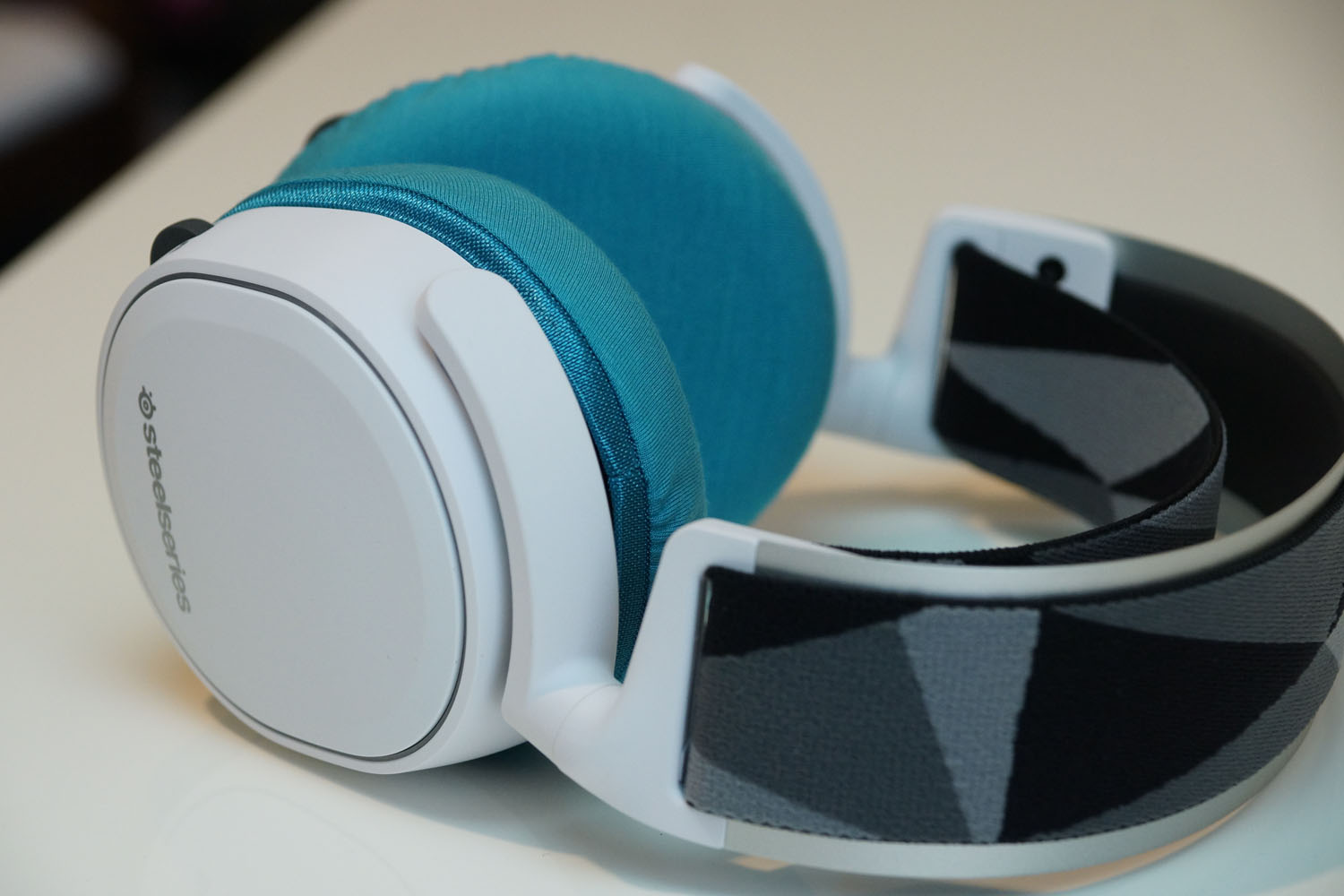 steelseries Arctis 7의 이어패드에 대한 mimimamo의 대응