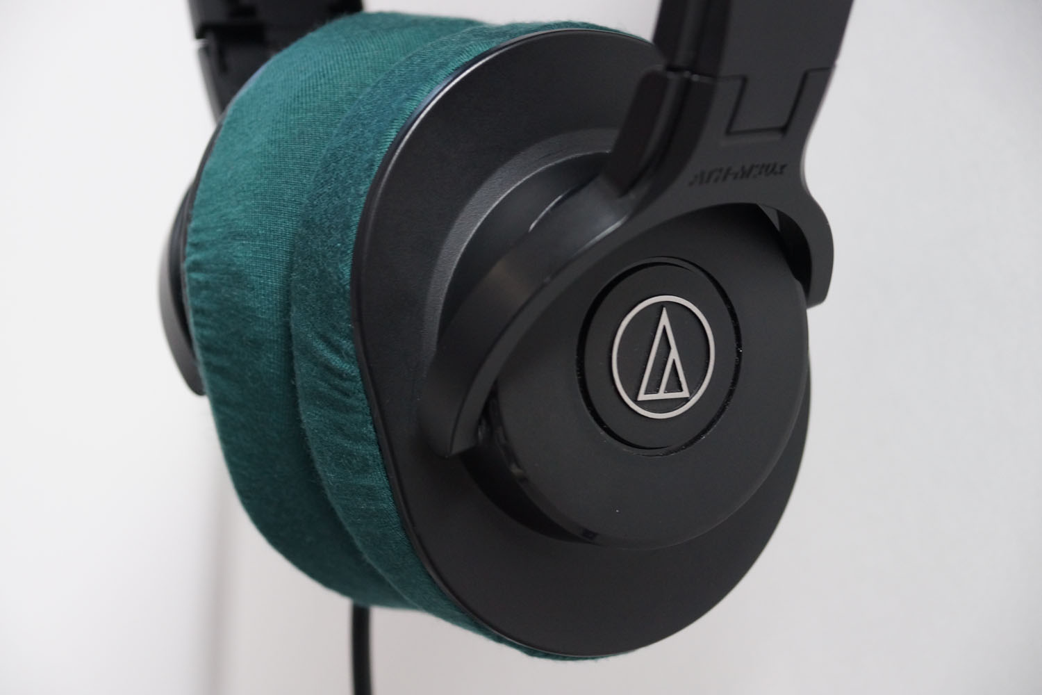 audio-technica ATH-M30x의 이어패드에 대한 mimimamo의 대응
