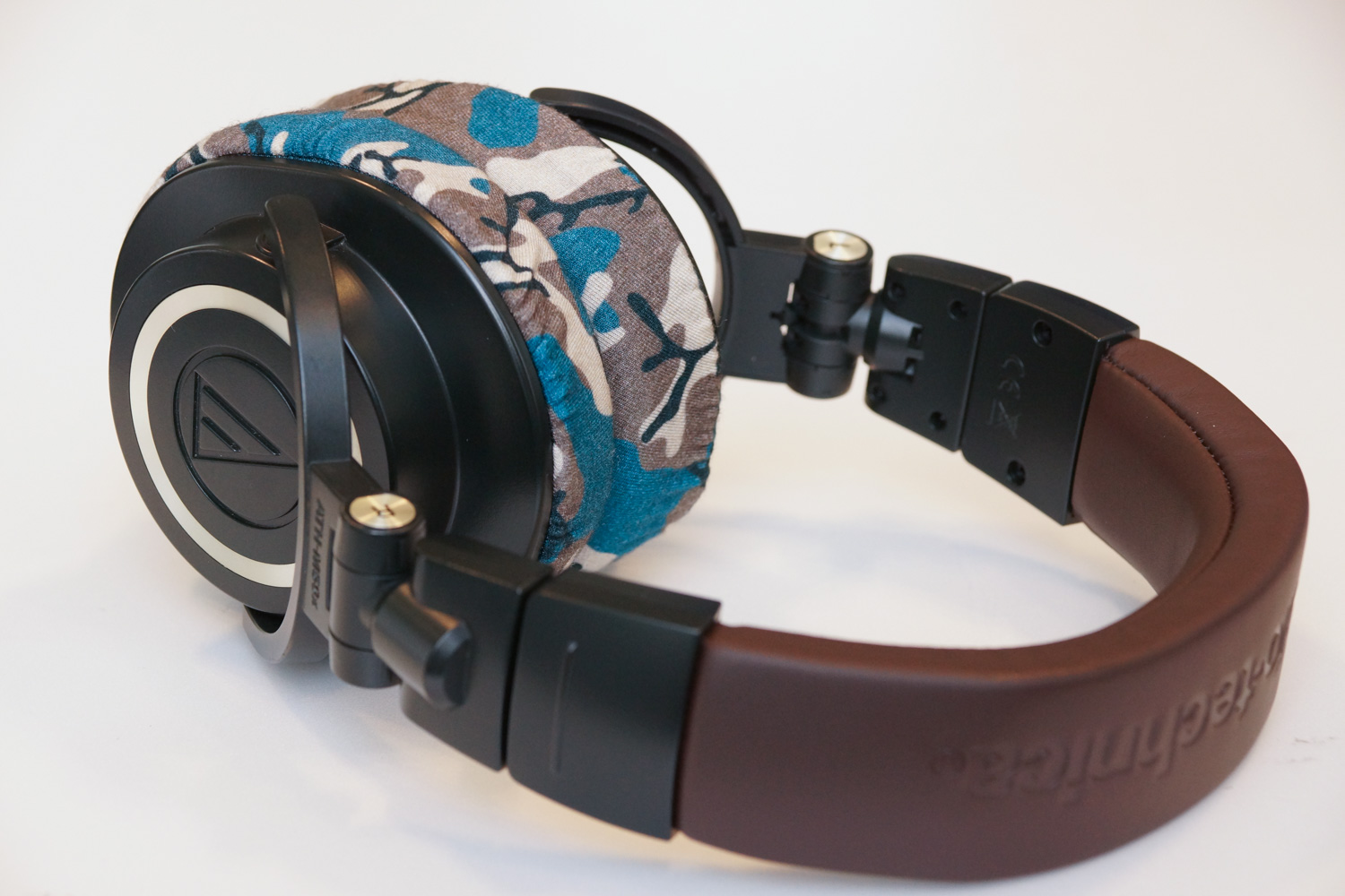 audio-technica ATH-M50xDG의 이어패드에 대한 mimimamo의 대응