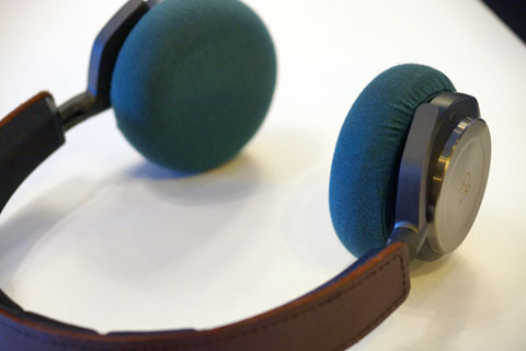B&O PLAY BEOPLAY H8의 이어패드에 대한 mimimamo의 대응