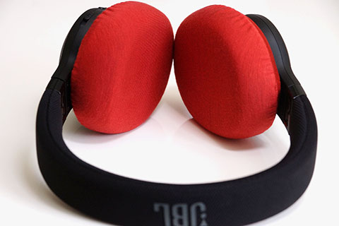 JBL E65BTNC의 이어패드에 대한 mimimamo의 대응