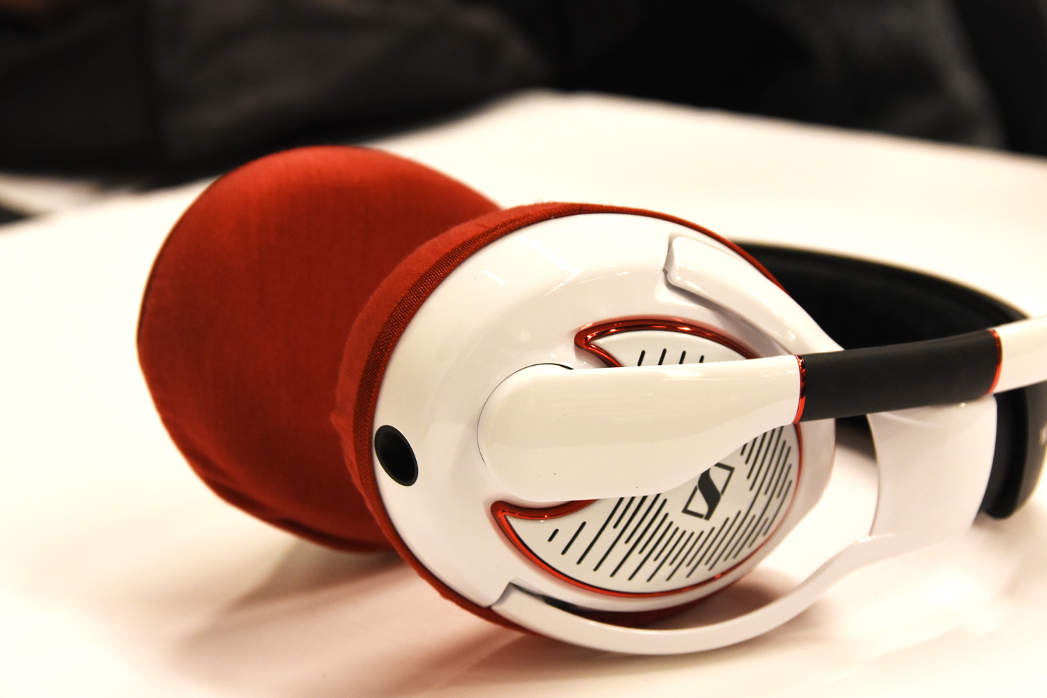 SENNHEISER GAME ONE의 이어패드에 대한 mimimamo의 대응