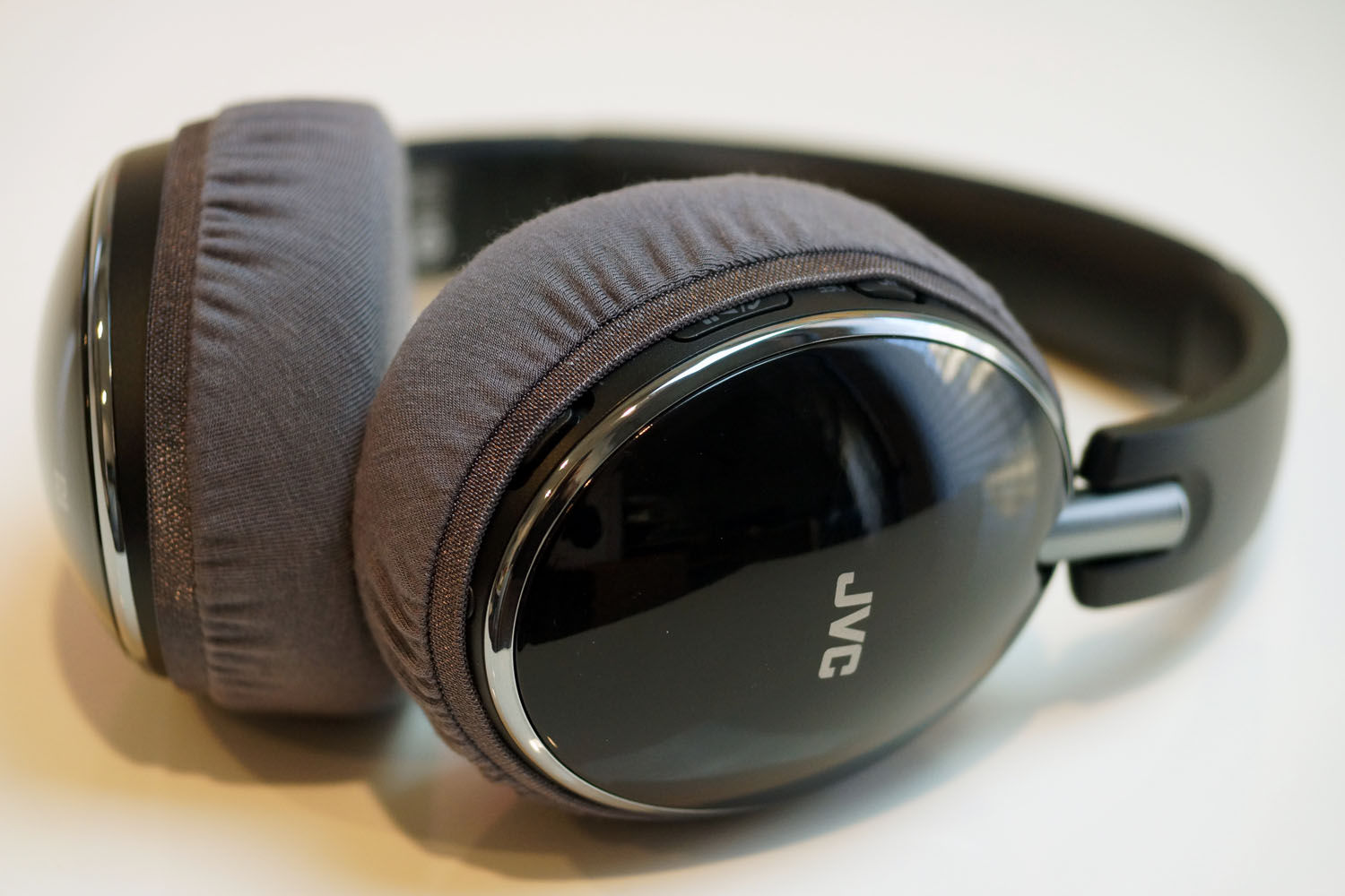 JVC HA-S88BN의 이어패드에 대한 mimimamo의 대응