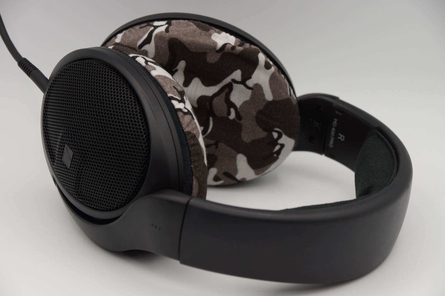 SENNHEISER HD400PRO의 이어패드에 대한 mimimamo의 대응