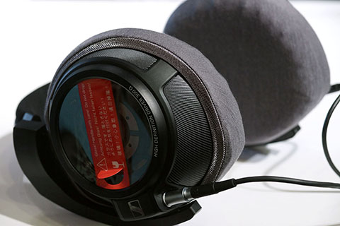 SENNHEISER HD820의 이어패드에 대한 mimimamo의 대응