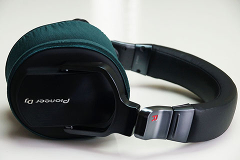 Pioneer DJ HRM-6의 이어패드에 대한 mimimamo의 대응