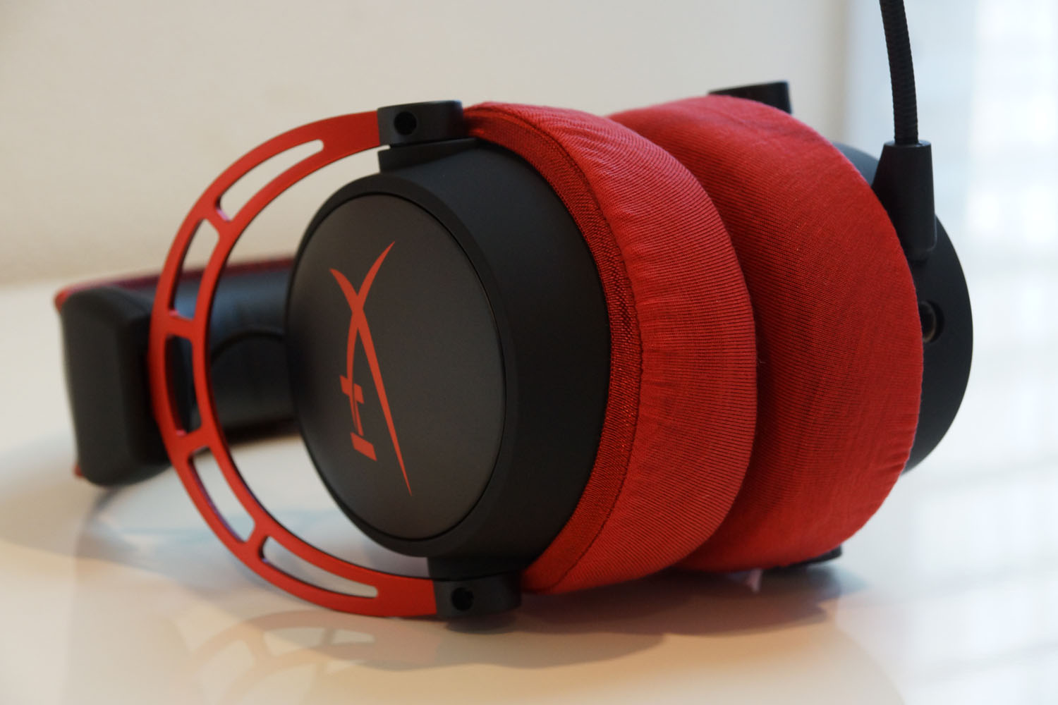 HyperX Cloud Alpha의 이어패드에 대한 mimimamo의 대응