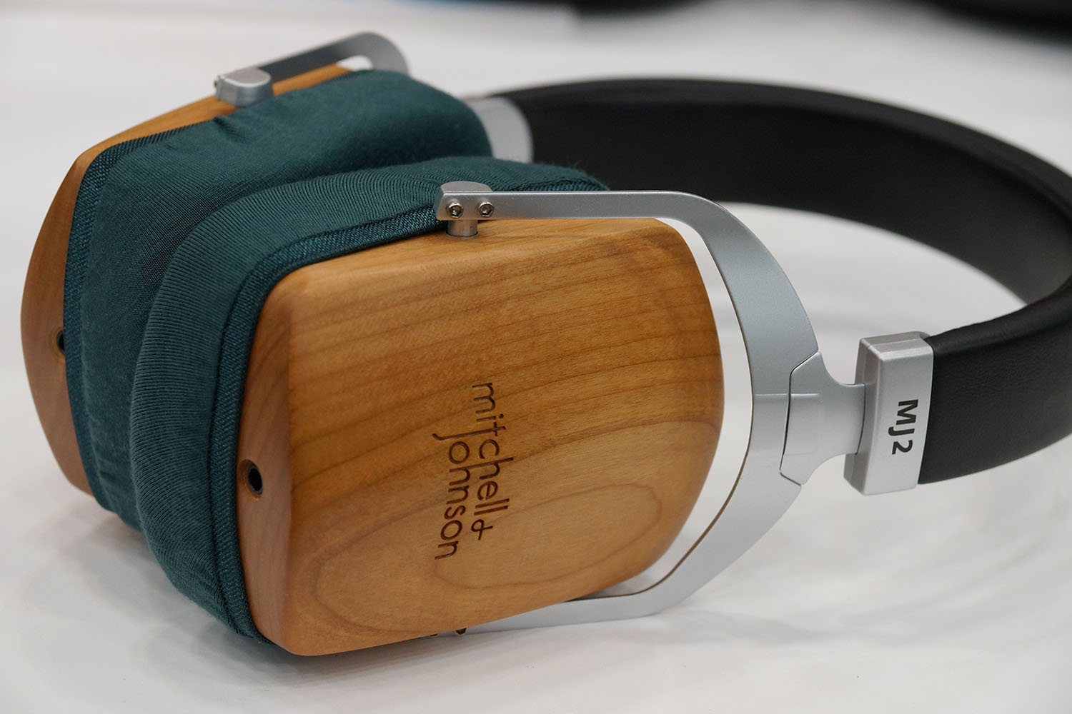 mitchell&johnson MJ2의 이어패드에 대한 mimimamo의 대응