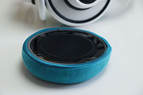 AKG Q701의 이어패드에 대한 mimimamo의 대응