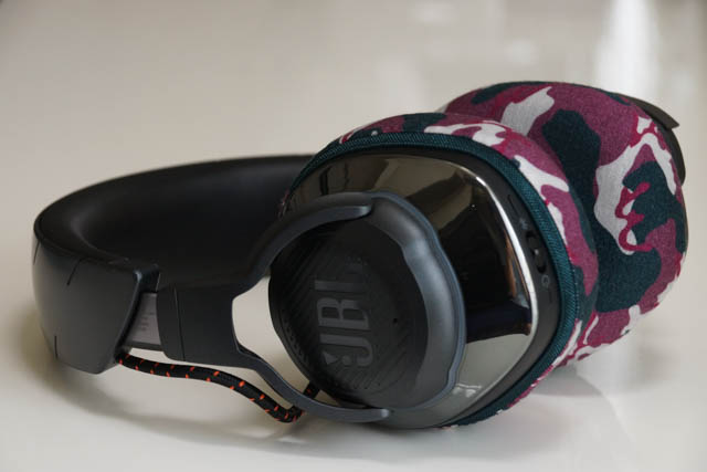 JBL Quantum 800의 이어패드에 대한 mimimamo의 대응