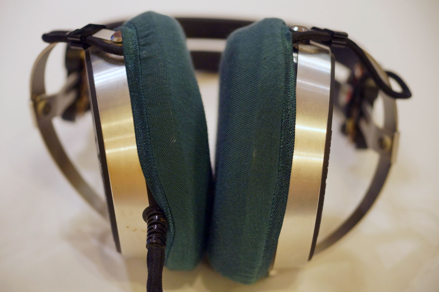 Pioneer SE-100의 이어패드에 대한 mimimamo의 대응