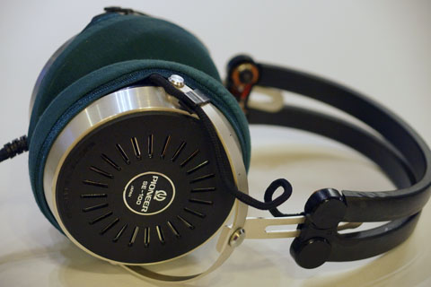 Pioneer SE-100의 이어패드에 대한 mimimamo의 대응