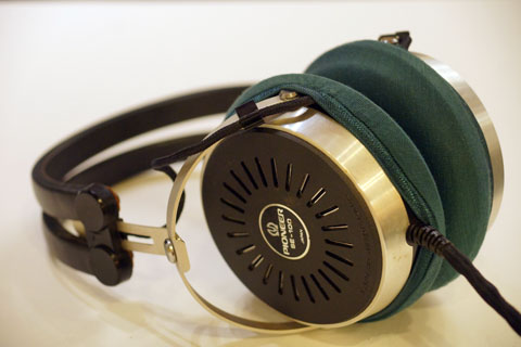 Pioneer SE-100의 이어패드에 대한 mimimamo의 대응