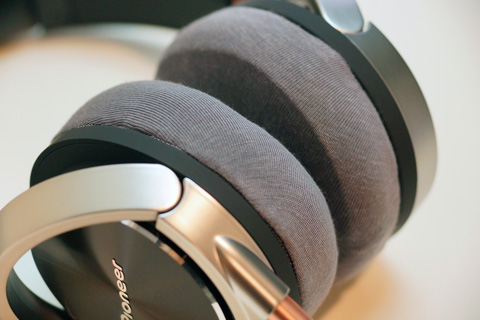 Pioneer SE-MHR5의 이어패드에 대한 mimimamo의 대응