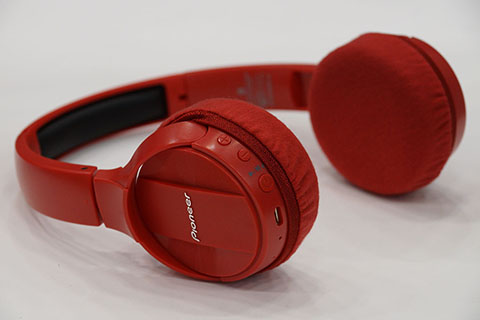 Pioneer SE-MJ553BT의 이어패드에 대한 mimimamo의 대응