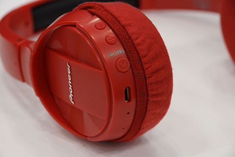 Pioneer SE-MJ553BT의 이어패드에 대한 mimimamo의 대응