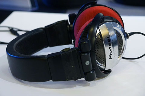 Pioneer SE-MJ5의 이어패드에 대한 mimimamo의 대응