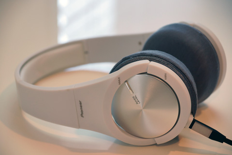 Pioneer SE-MX7의 이어패드에 대한 mimimamo의 대응