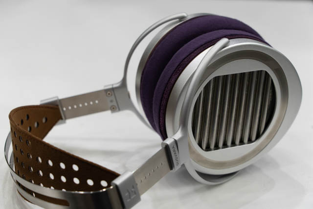 HIFIMAN SUSVARA UNVEILED의 이어패드에 대한 mimimamo의 대응