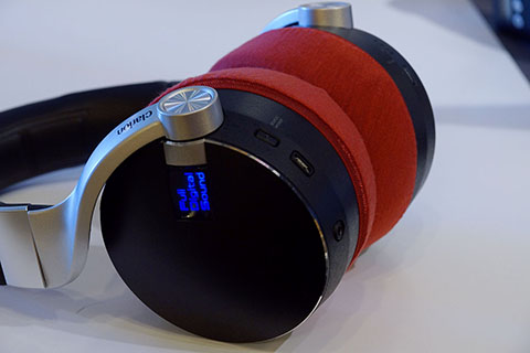 Clarion ZH700FF의 이어패드에 대한 mimimamo의 대응