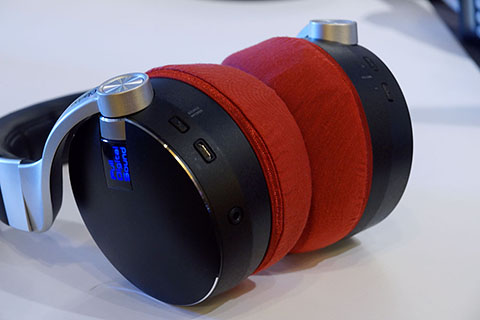 Clarion ZH700FF의 이어패드에 대한 mimimamo의 대응