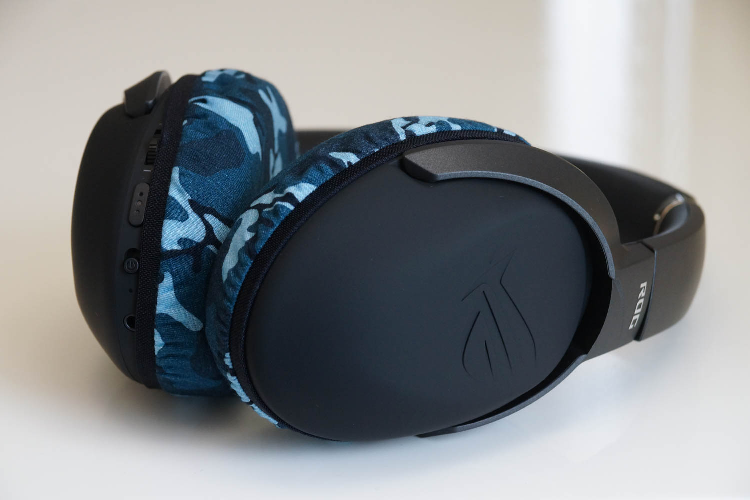 ASUS ROG STRIX GO 2.4のイヤーパッド與mimimamo兼容
